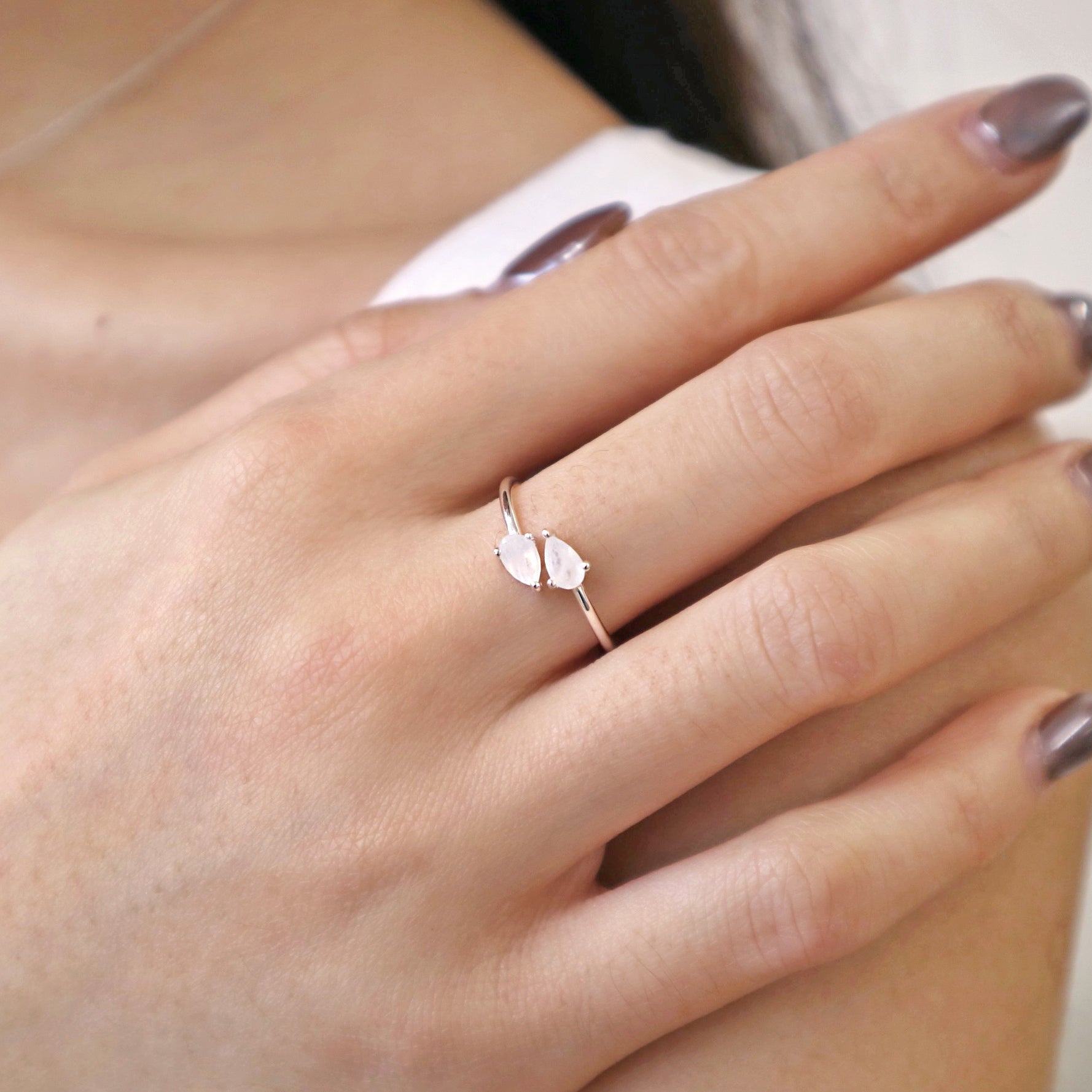 Moonstone Teardrop Ring (Silver)