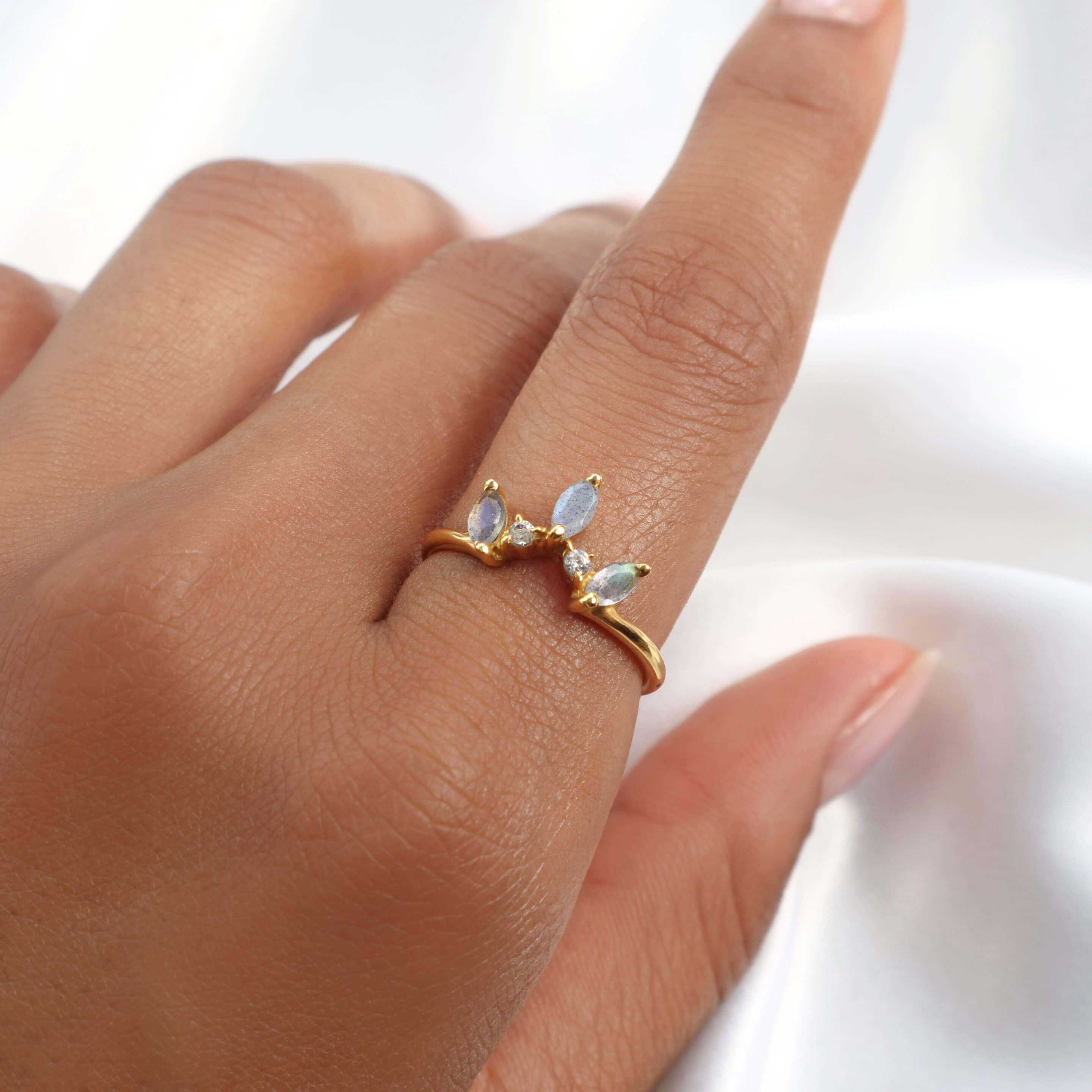 Labradorite Crown Ring (Gold)