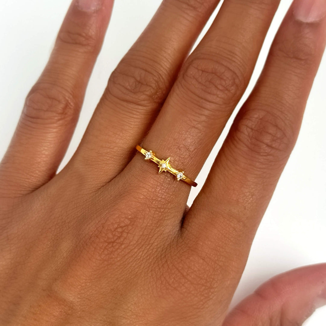 Gold Star Ring (Sample)
