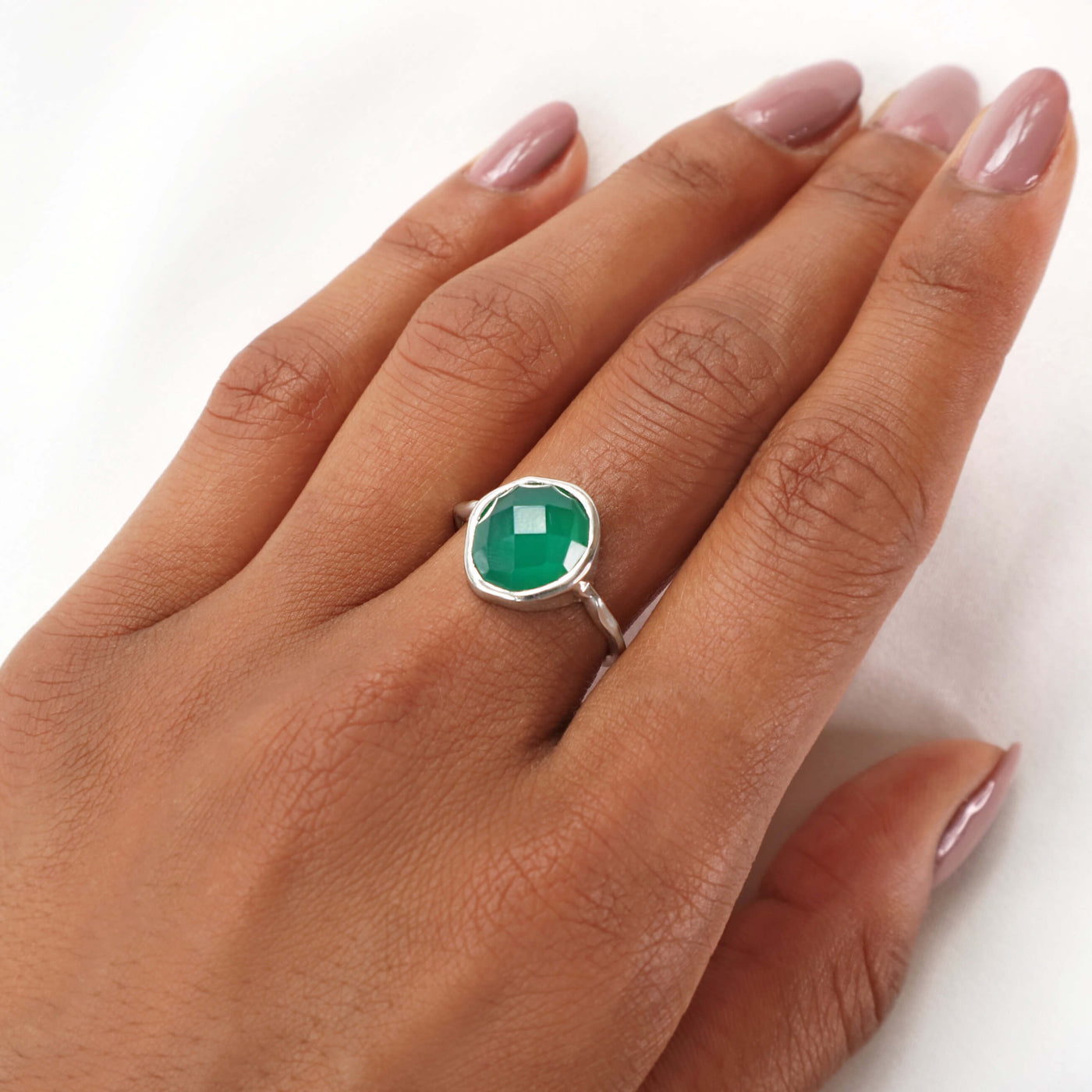 Green Onyx gemstone hammered silver ring, Rani & Co.