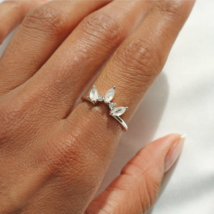 Moonstone Crown Ring (Silver)