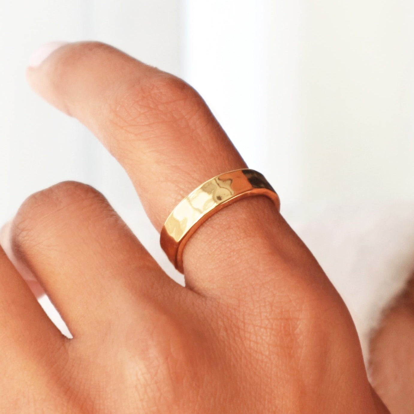 Hammered Band Ring (Gold Vermeil)
