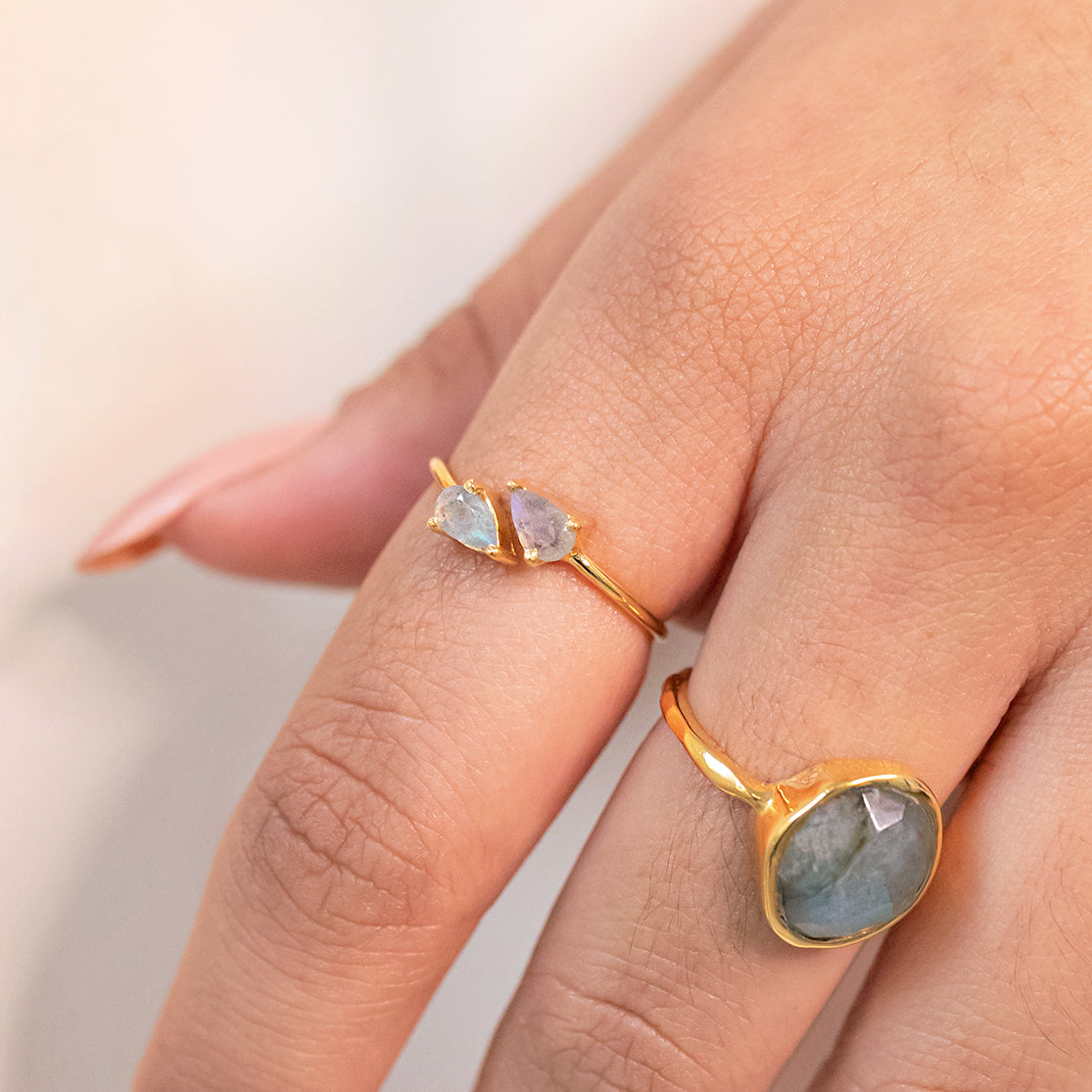 Labradorite Teardrop Ring (Gold)