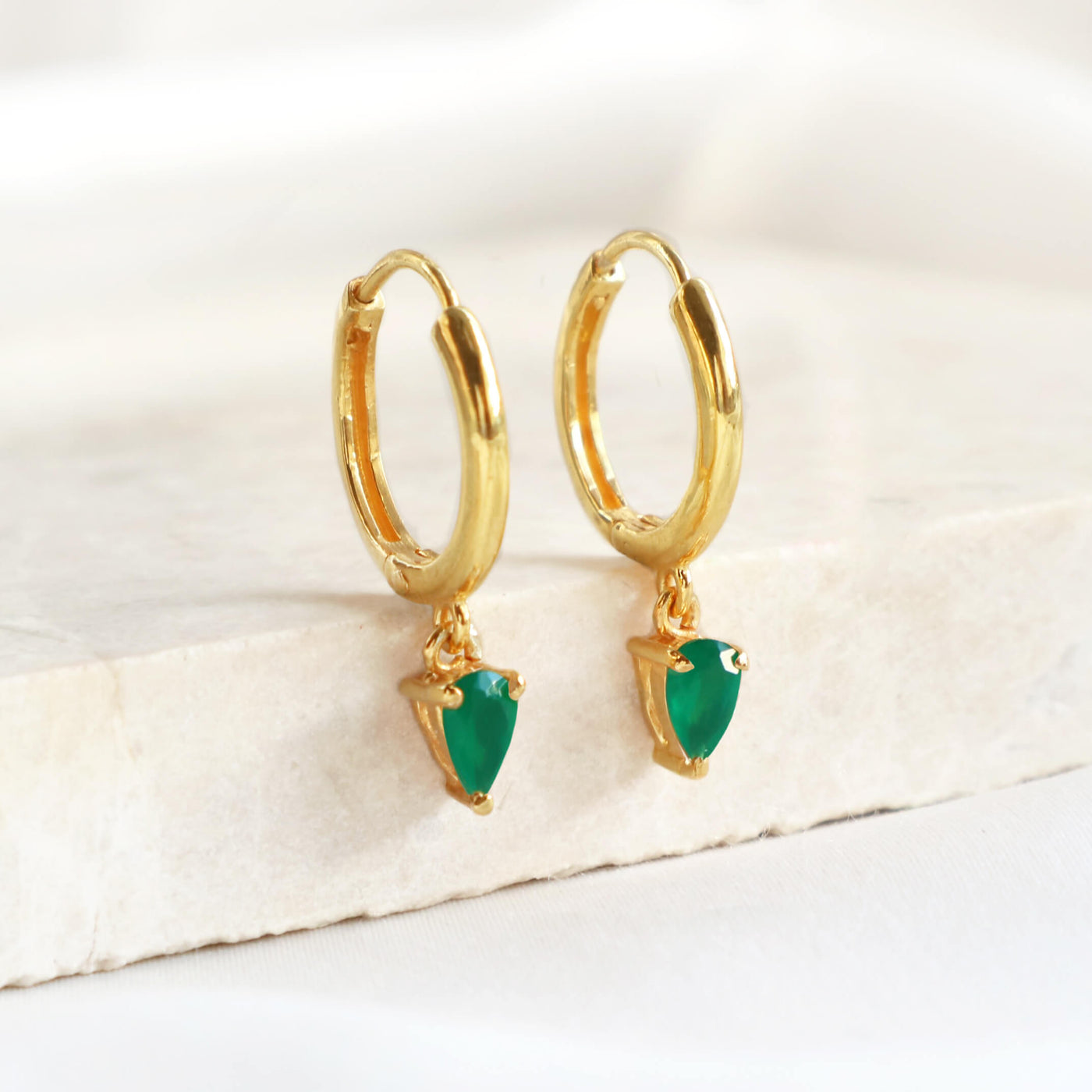 Green Onyx Charm Hoop Earrings (Gold)